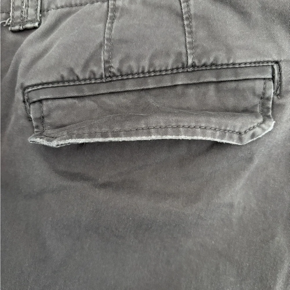 Old Navy Women's Charcoal Flare Jeans - Picture 6 of 8